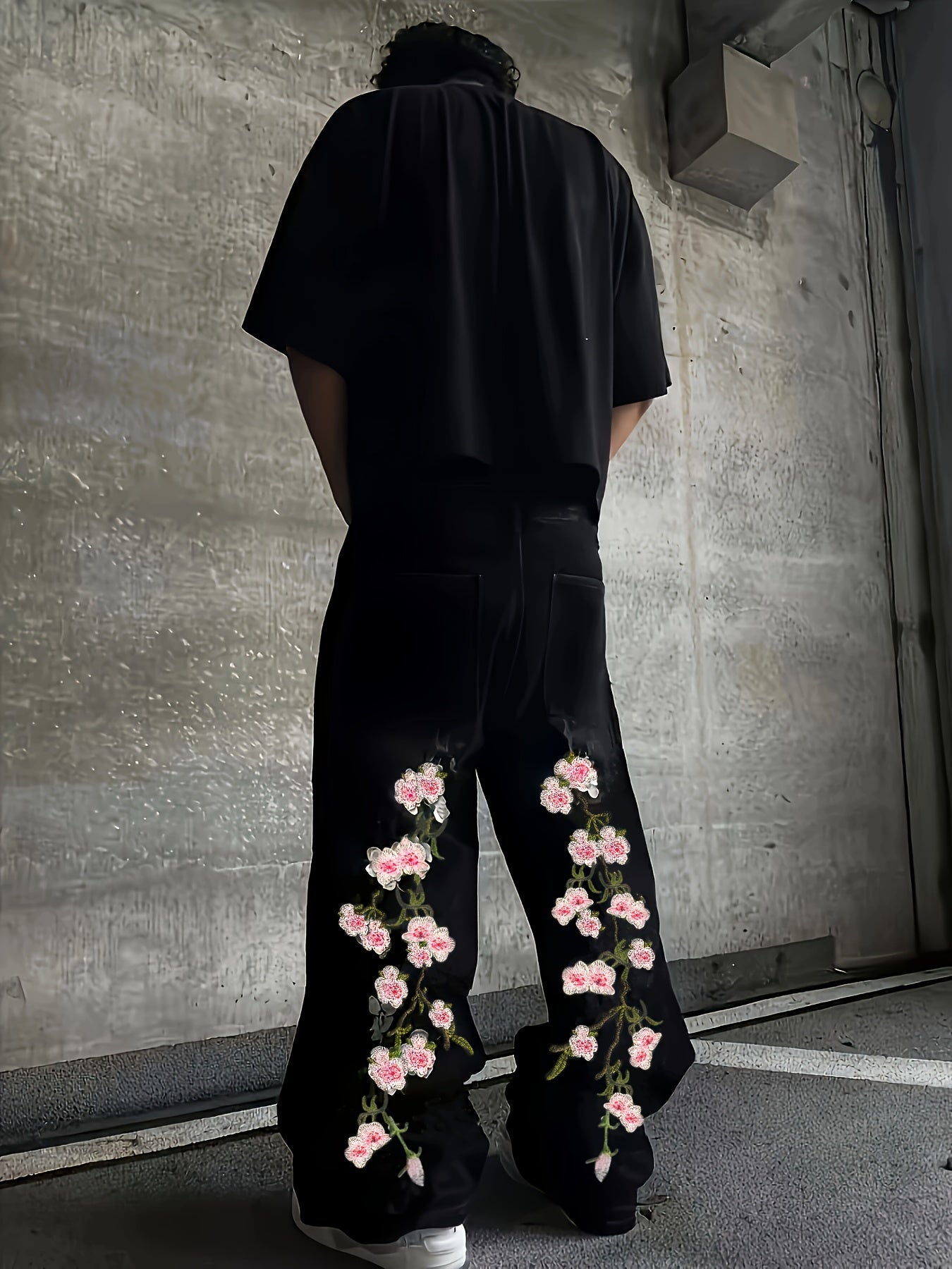 Men's Black Floral Jeans .