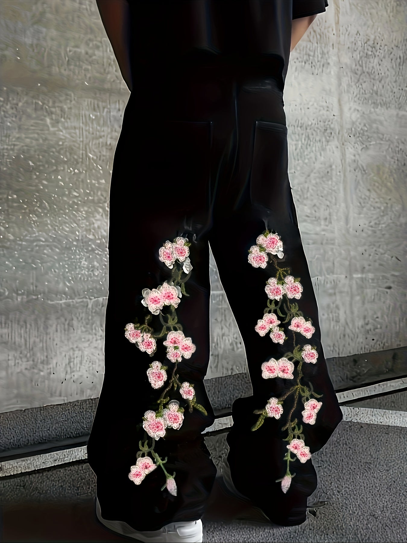 Men's Black Floral Jeans .
