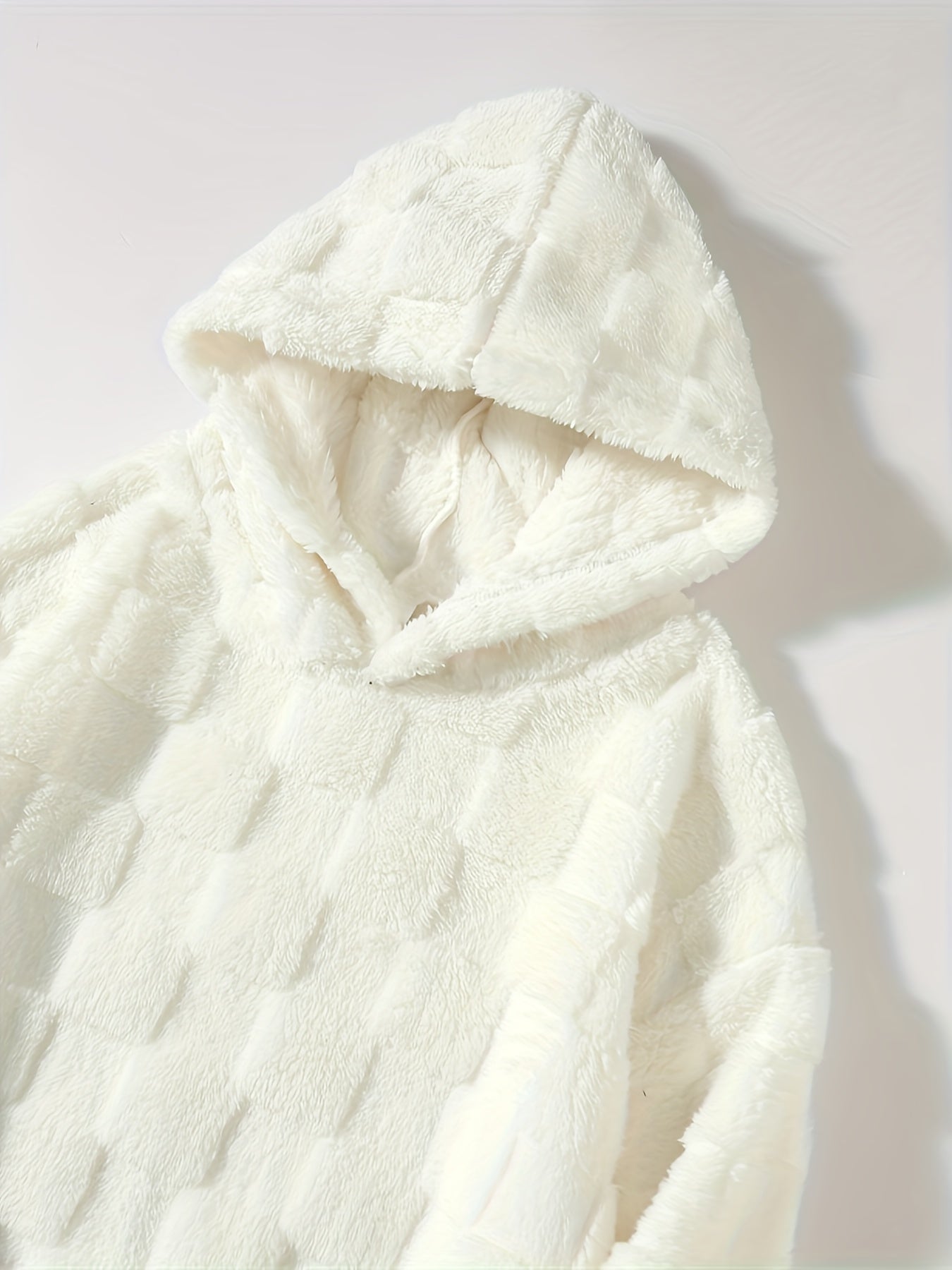 Men's Fleece-Lined Pullover Hoodie.