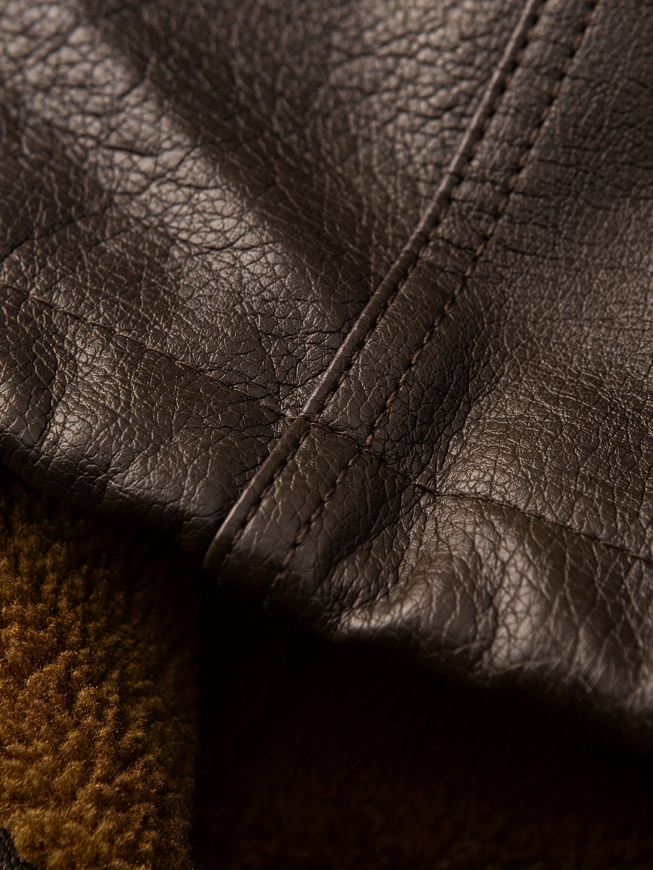 Men's  Leather  Jacket  Windproof & High Quality Winter Coat, Full-Zip Hooded Collar.