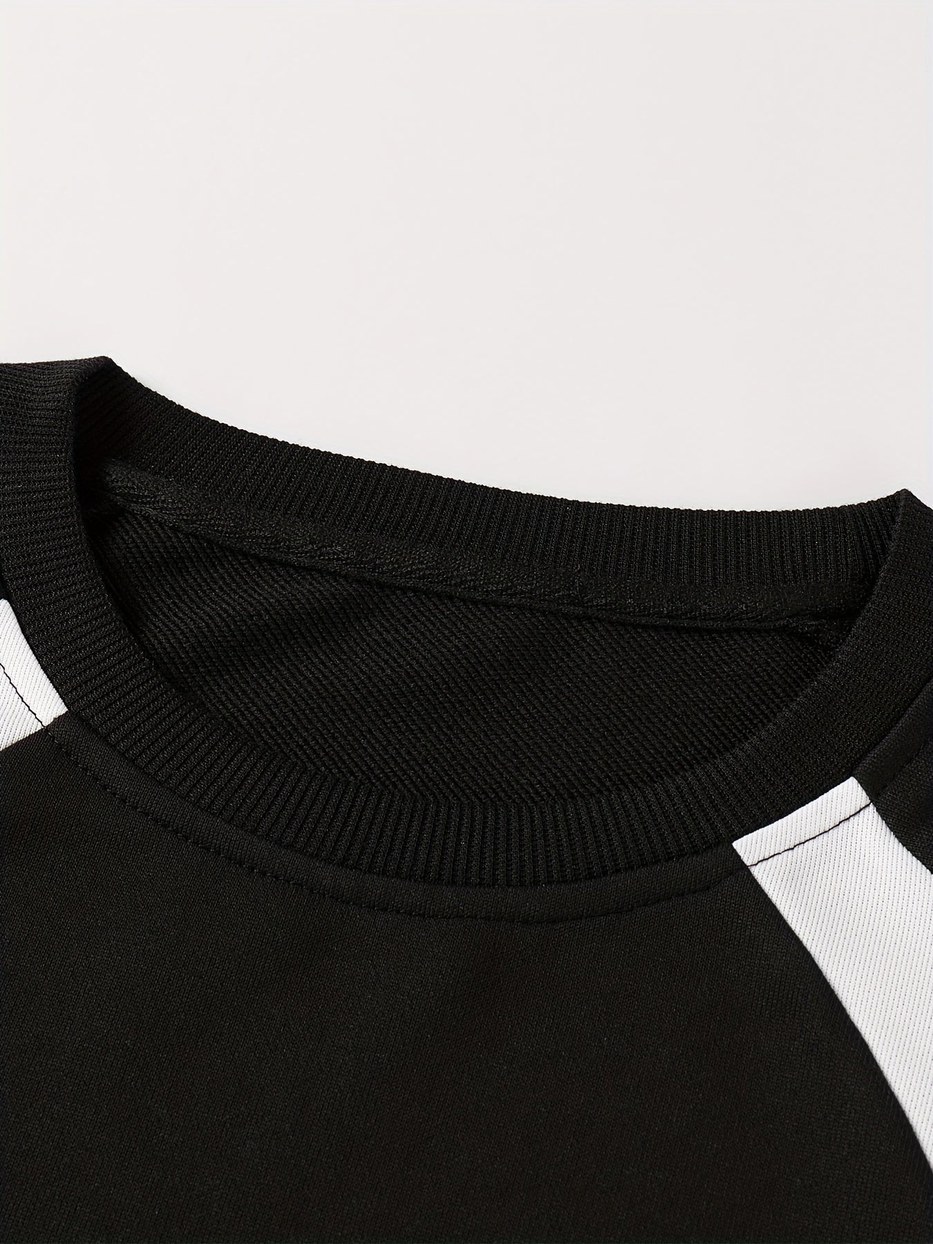 Men's Casual Letter Print Pullover .